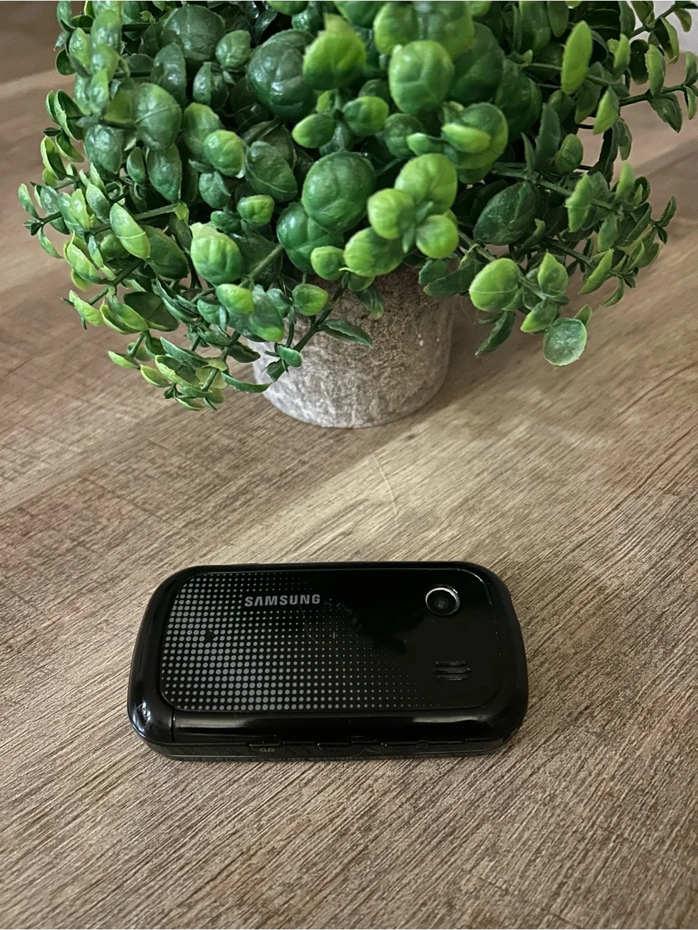 Samsung Black Slide-Out QWERTY Touchscreen Cell Phone